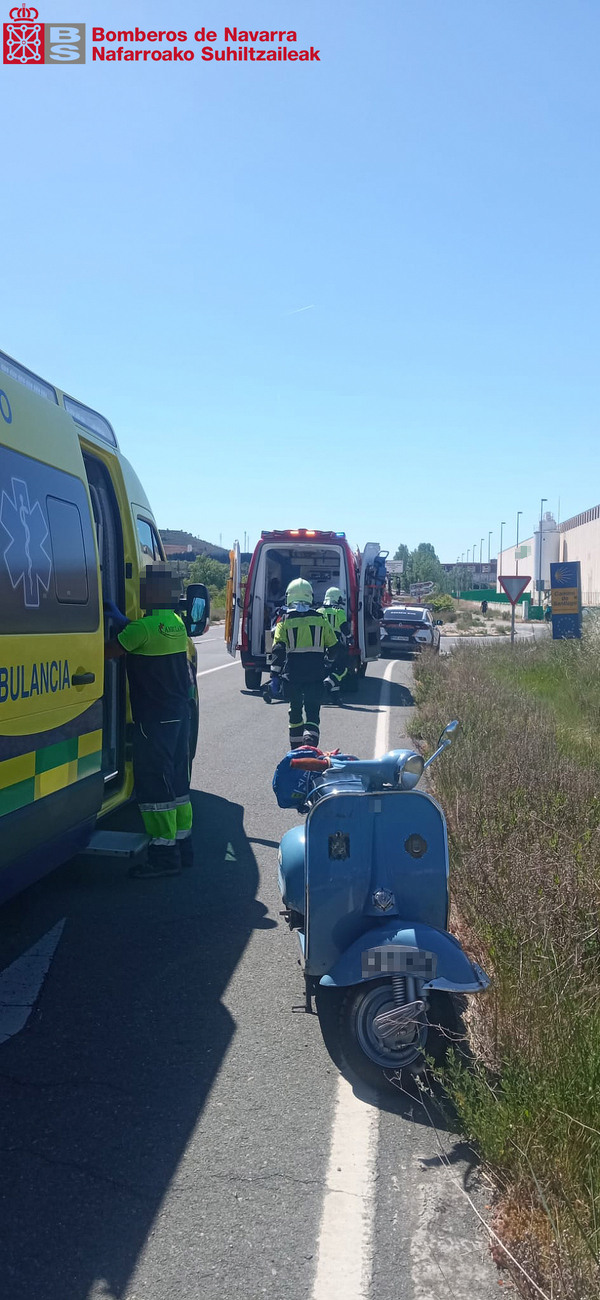 Una pareja, de 71 y 72 años, trasladados al Hospital San Pedro de Logroño tras sufrir un accidente con una vespa en Viana