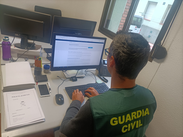 Estafaron a varias personas en Navarra: cae un clan especializado en las ofertas del "Falso alquiler"