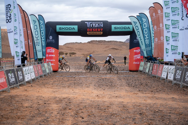Luis León Sánchez gana la segunda etapa de la Titan Desert Morocco 2024 y se coloca líder de la general "Vengo a disfrutar"