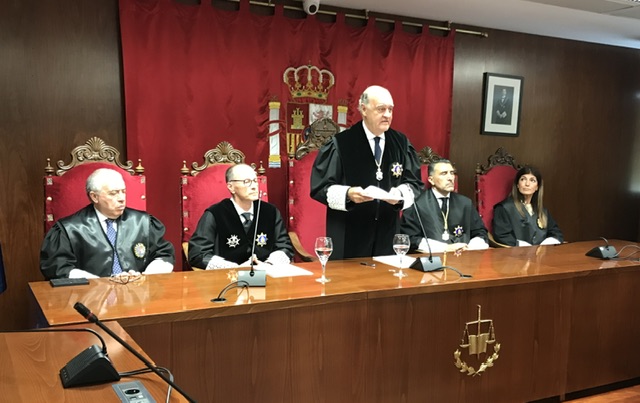 El Ministerio de Justicia condecorará a los magistrados Joaquín Galve y Mari Paz Benito por su trayectoria profesional