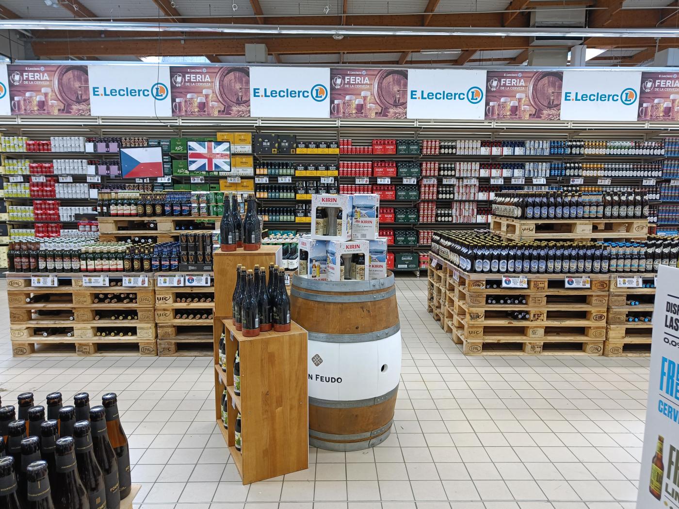 Llega la Feria de la Cerveza y comida internacional a E. Leclerc Pamplona