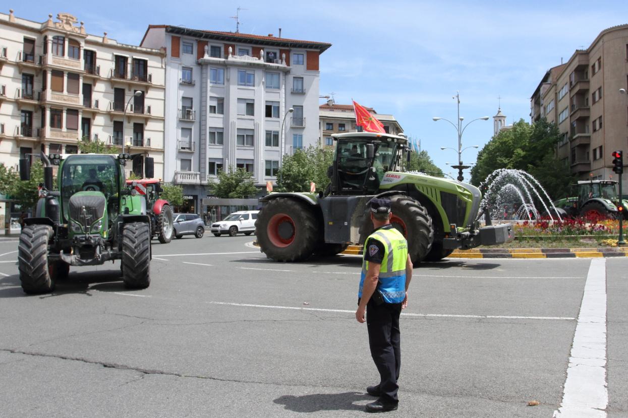 Cuatro columnas de tractores buscarán colapsar el centro de Pamplona en una nueva protesta del sector agrario