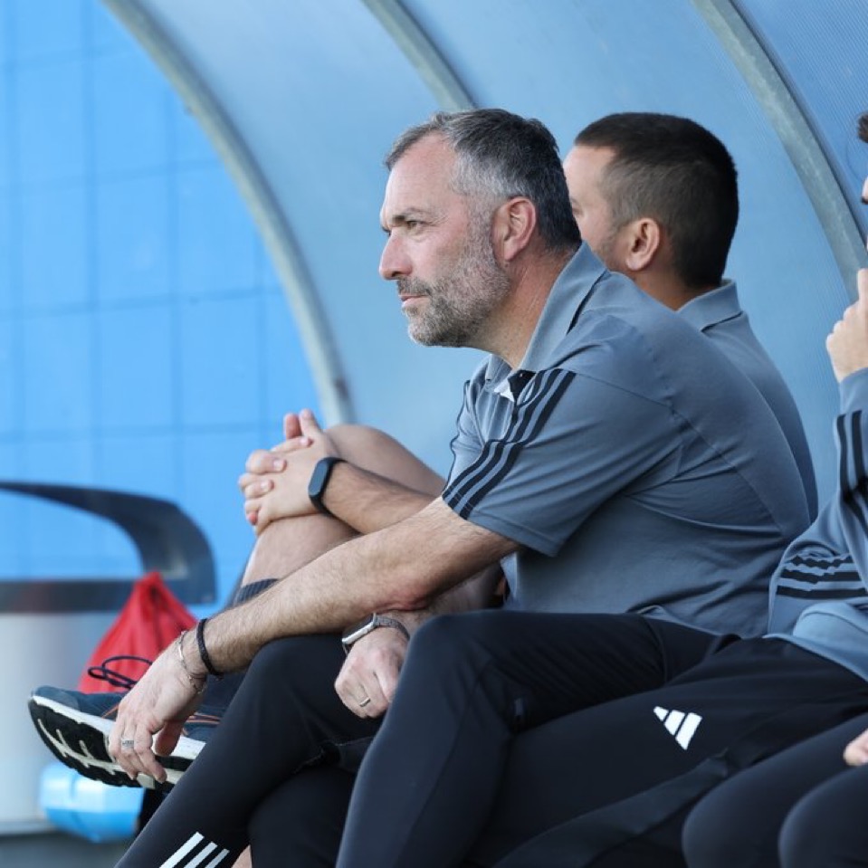Josu Domínguez seguirá al frente de Osasuna Femenino hasta 2026