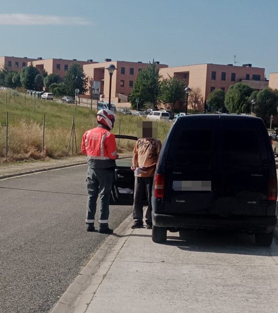 Sorprenden en Huarte a un repartidor circulando drogado, y sin la ITV en vigor en la furgoneta 