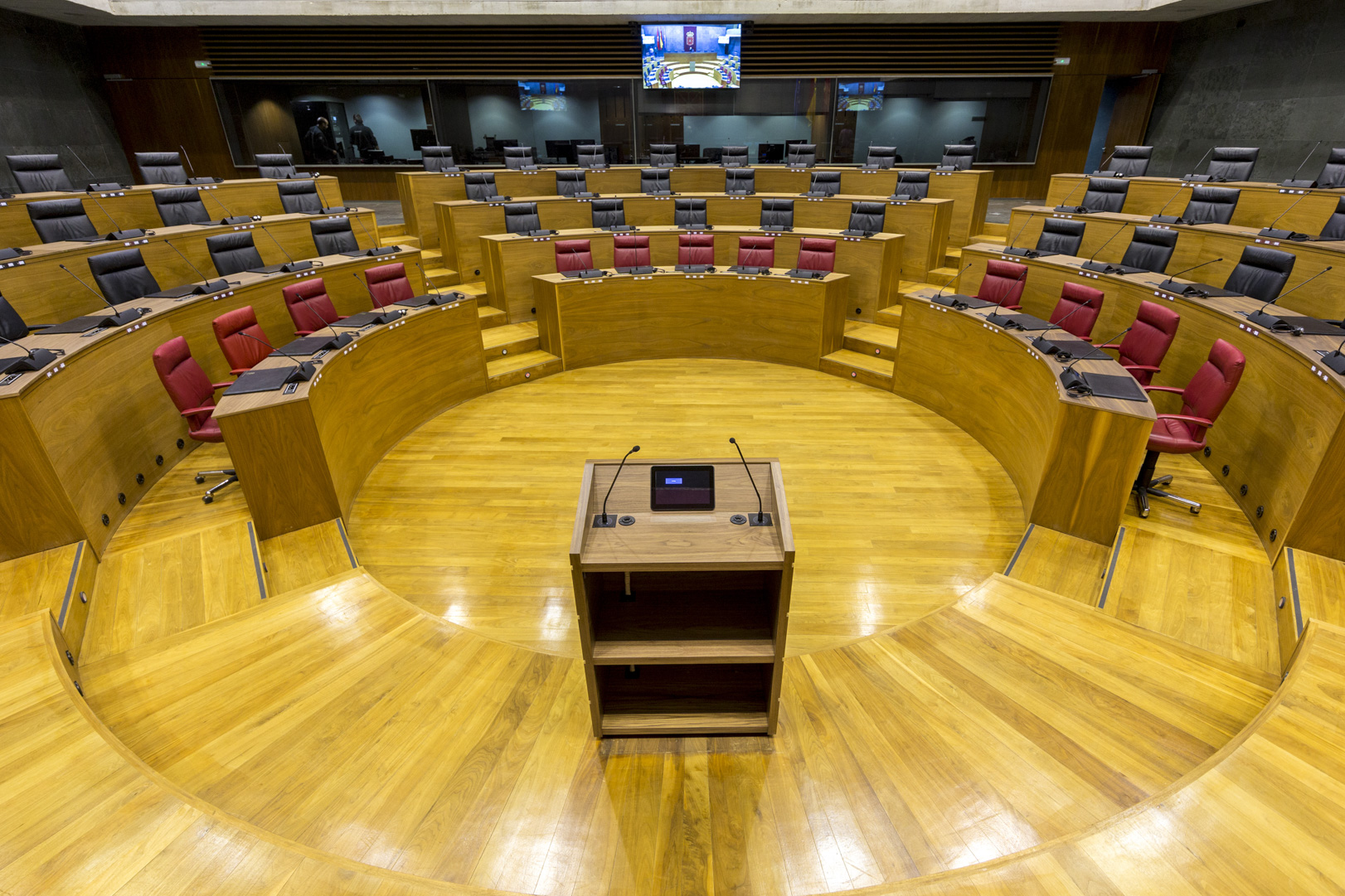 El Gobierno de coalición de Chivite podría reeditar mandato en 2027, según una nueva encuesta