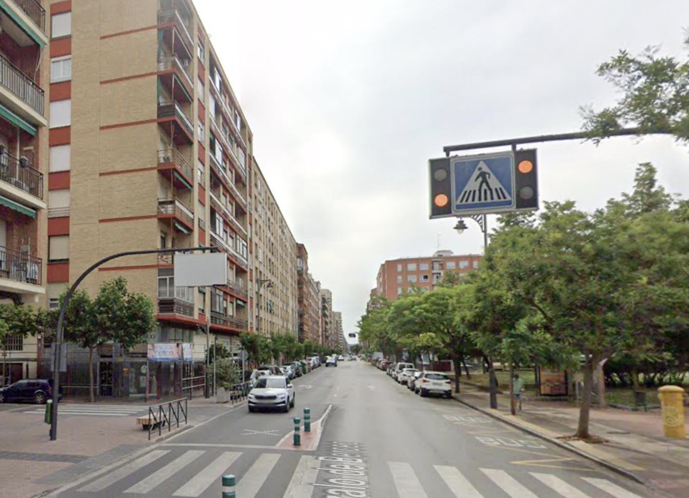 Un varón de 25 años resulta herido tras ser atropellado por una bicicleta en la avenida de La Paz de Logroño