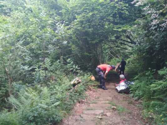 Rescatada una senderista tras caer por un terraplén en el entorno de Xorroxin, en Baztan
