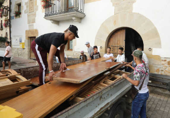 Proporcionan formación pre laboral en Iturmendi a 36 menores extranjeros no acompañados