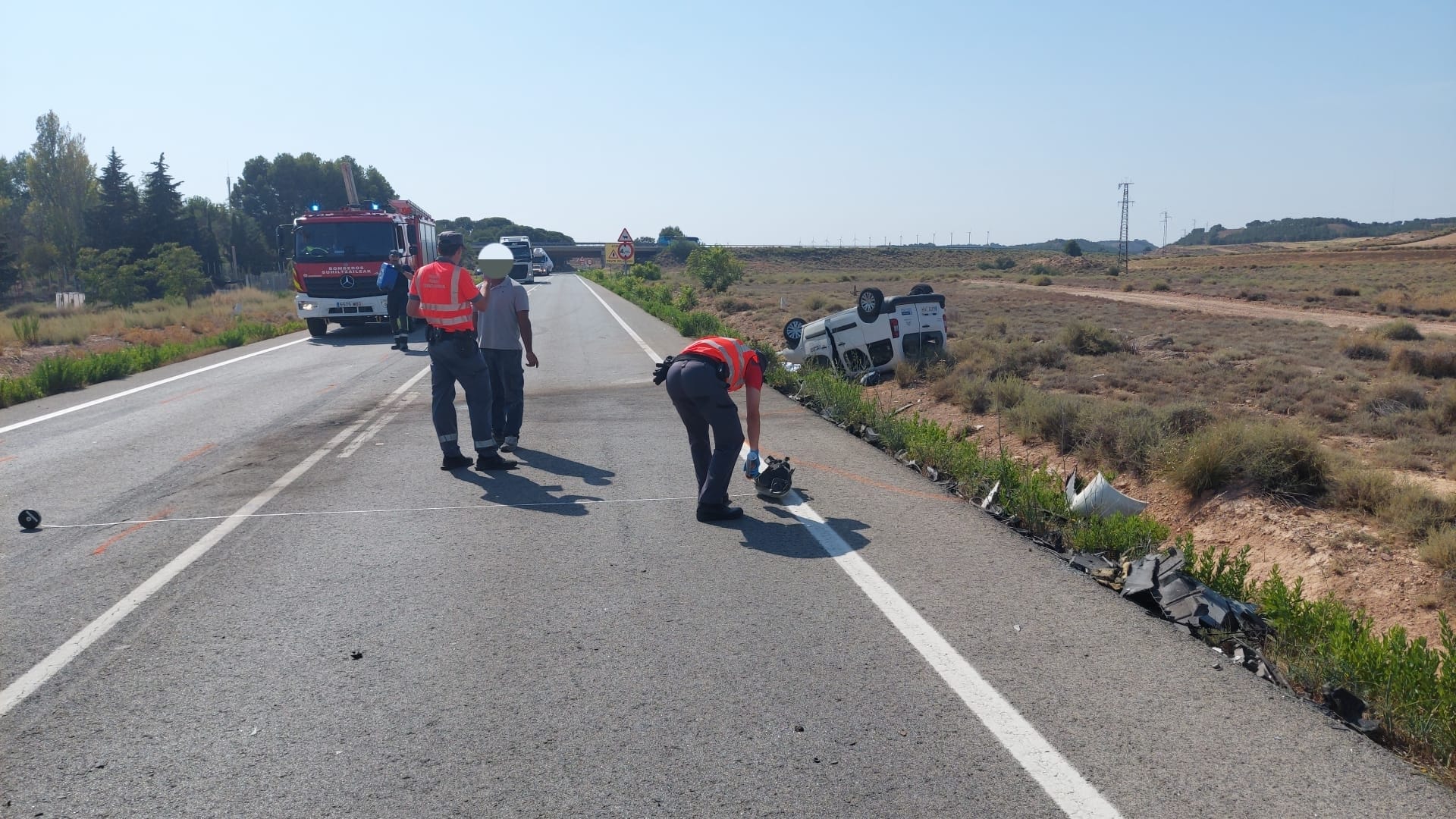 Trágico accidente en Murchante: fallece un conductor tras colisión entre una furgoneta y un camión