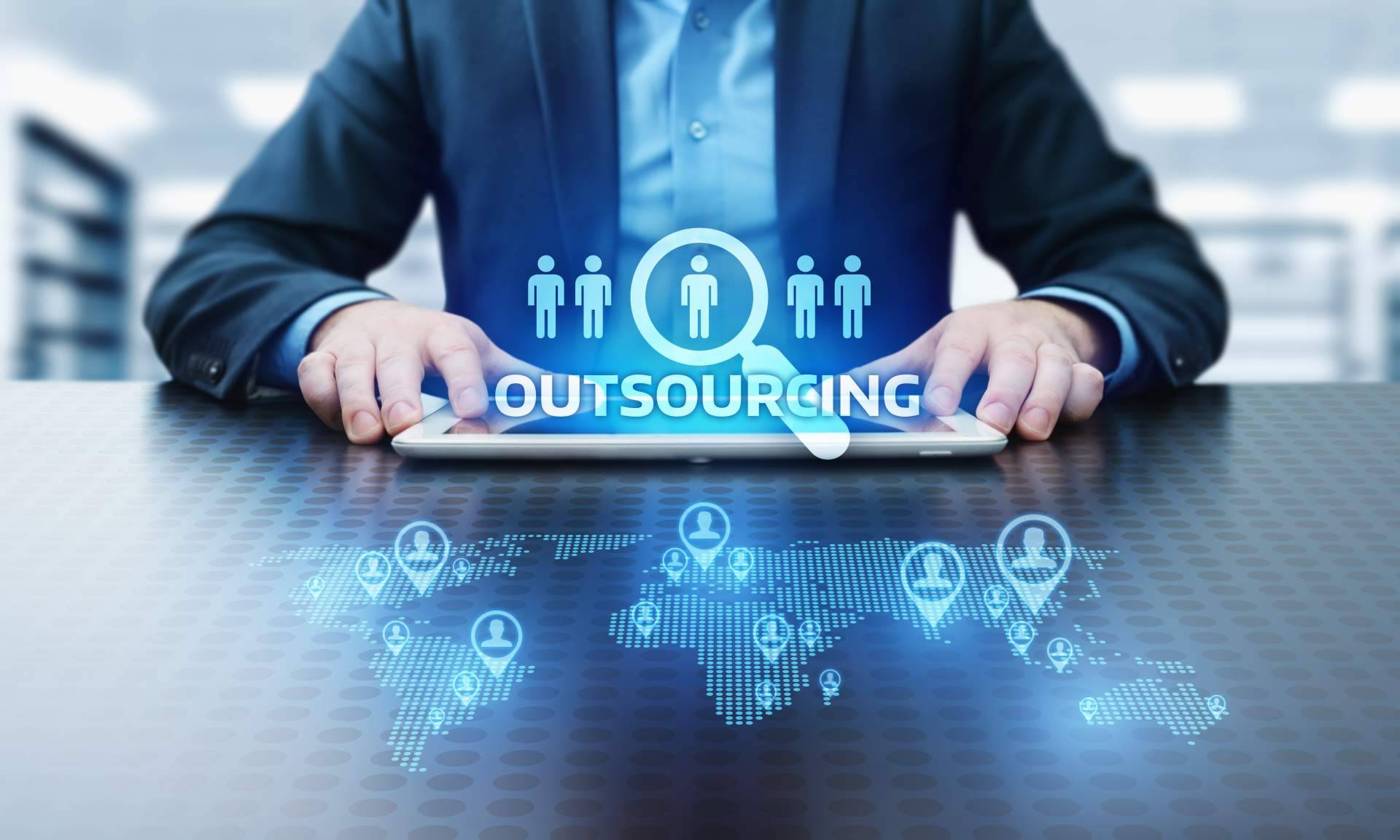 Servicios de outsourcing de ICS; una solución integral para empresas de diferentes sectores
