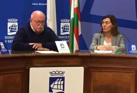 Colillas, pipas, servilletas y bolsas de snacks son los residuos más numerosos en Altza