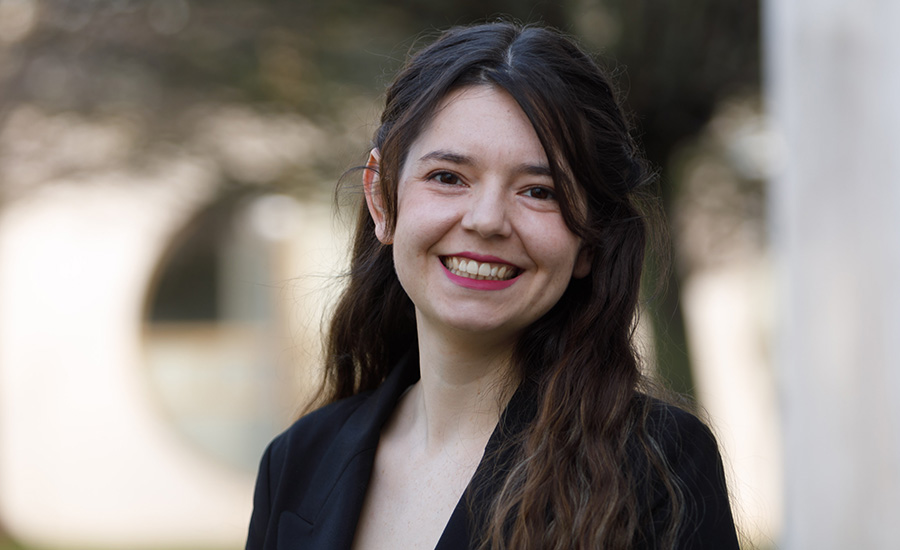 Cristina L. Pinto Fuste, nueva doctora por la UPNA. - 