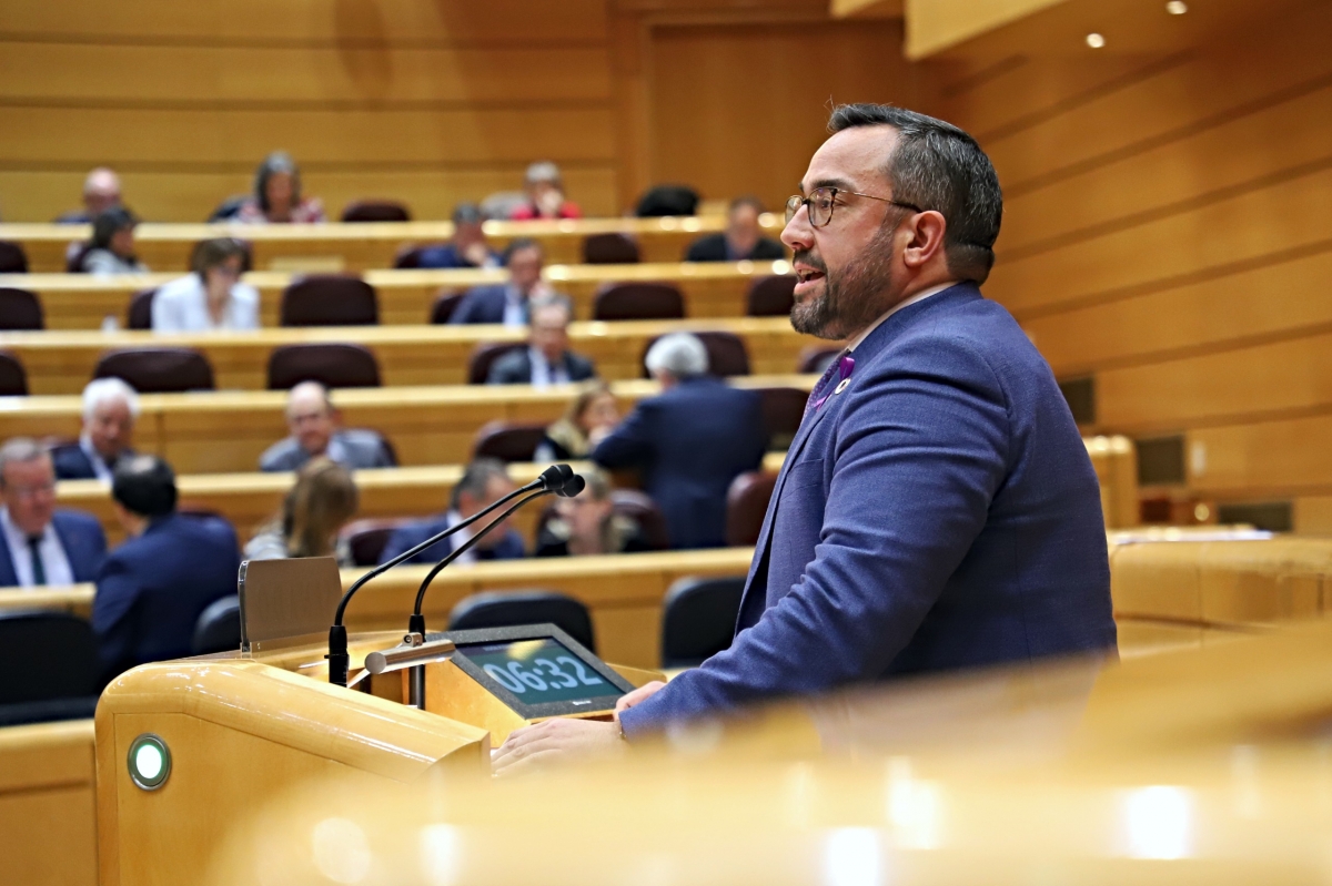 Remírez asegura que el traspaso de la competencia de Becas a Navarra está avanzando 