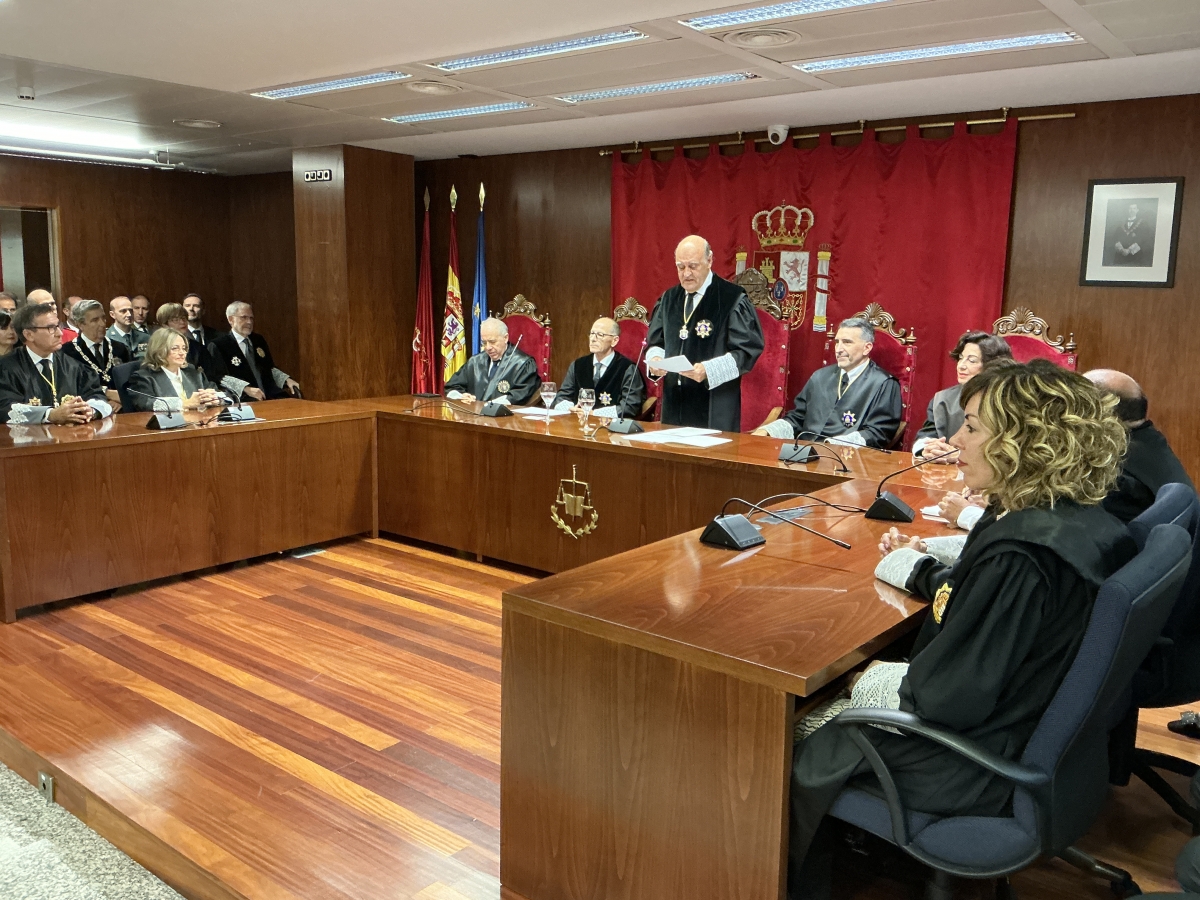  Emilio Labella, Marta Arnedo, Mari Paz Benito e Irene Ferrary integrarán la sala de gobierno del TSJN