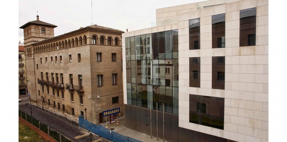 La Audiencia de Zaragoza condena al acusado de engañar a la clienta de una entidad financiera haciéndose pasar por un empleado del banco para extraer dinero de su cuenta