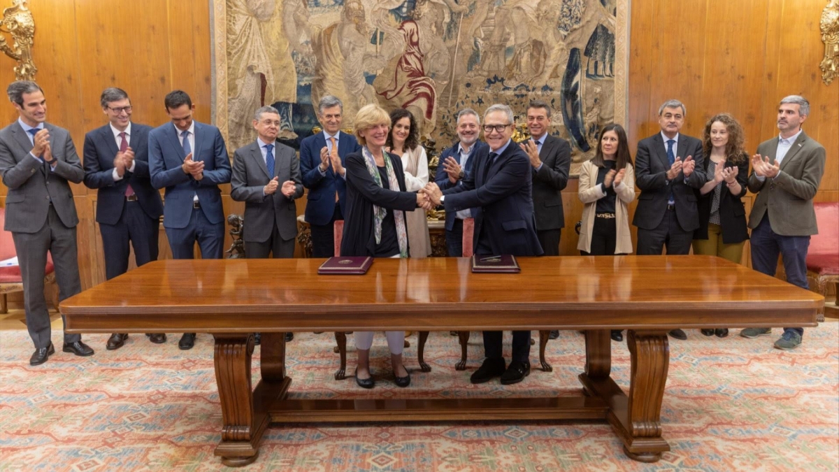 La AECC y el CCUN acuerdan impulsar la humanización de la atención al paciente con cáncer y su familia