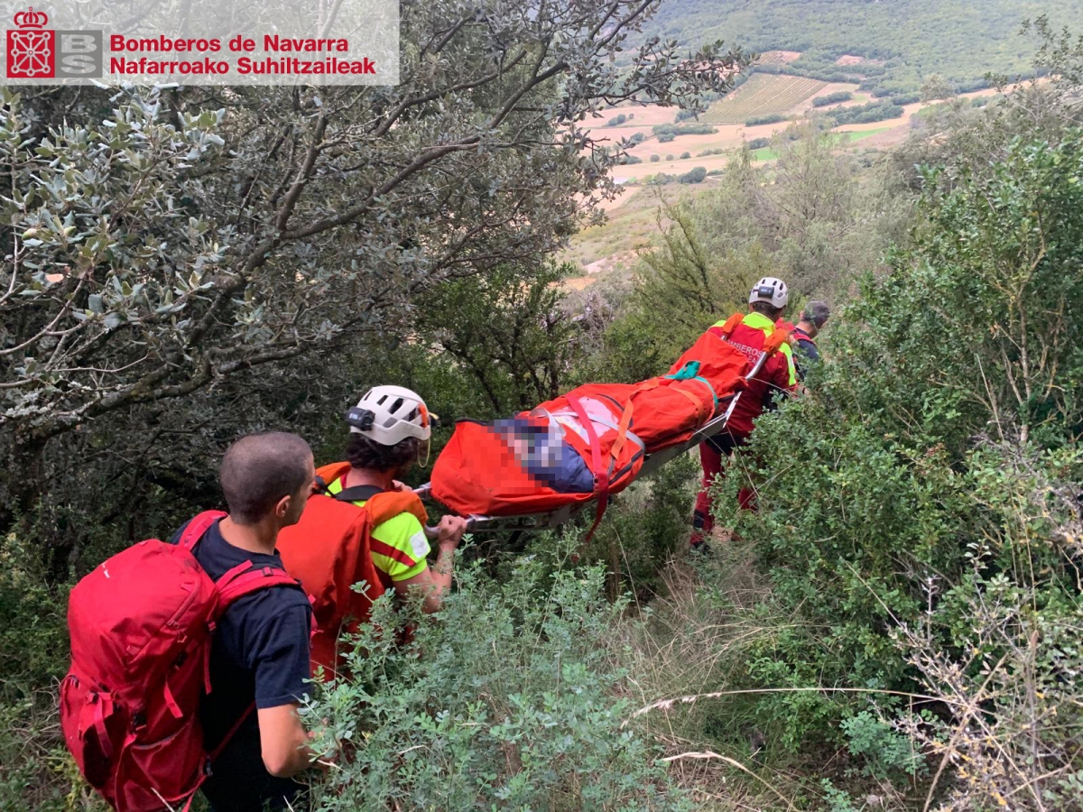 Un senderista, de 30 años, herido grave tras sufrir una caída en el puerto de Etxauri