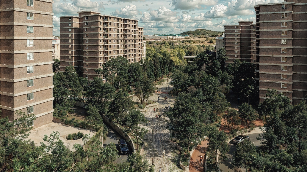 Pamplona estudiará alternativas para reducir la pérdida de plazas de aparcamiento por el soterramiento de San Jorge