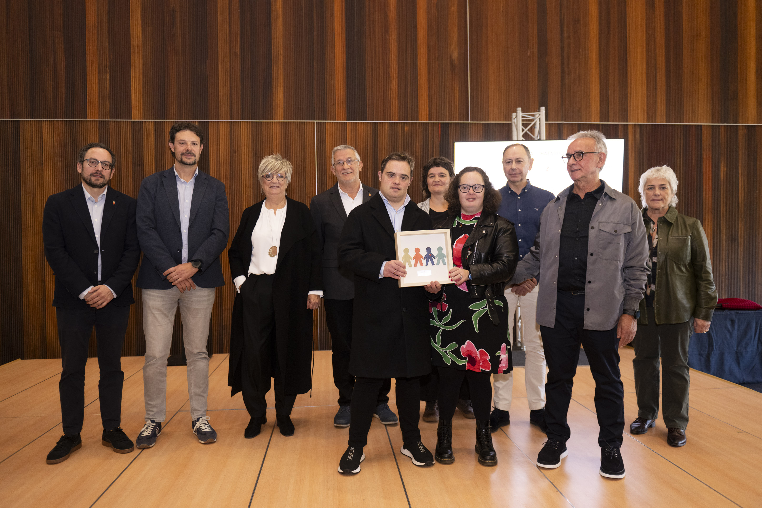 Mª José Leoz recibe la primera distinción a la Persona Voluntaria de Navarra por su trabajo “rompedor e innovador” con personas con Síndrome de Down 
