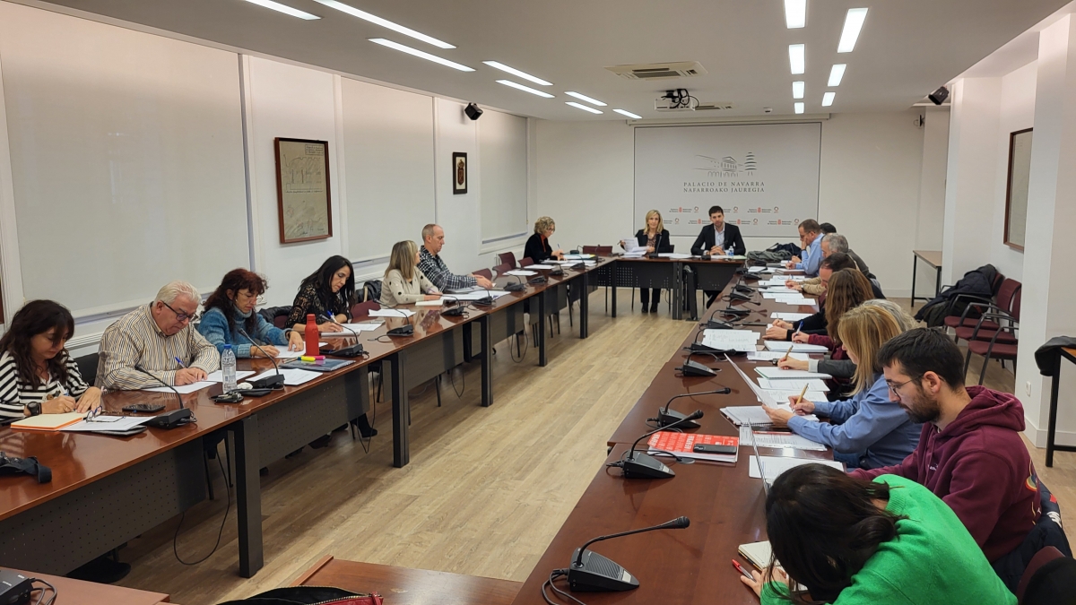 El Gobierno de Navarra presenta a los sindicatos una serie de medidas para seguir reduciendo la temporalidad en el empleo público