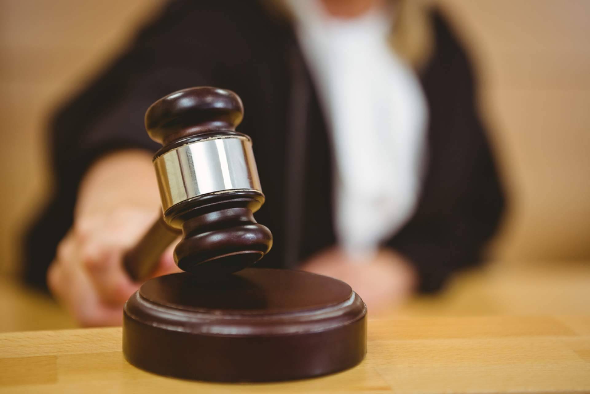 Condenan a un exalto cargo de la Junta en el caso ERE por ayudas a extrabajadores de Fertiberia
