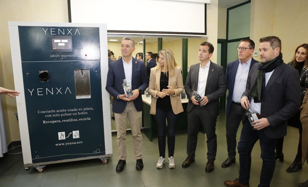 Arguedas instalará la primera máquina de Navarra que transforma el aceite usado en jabón líquido