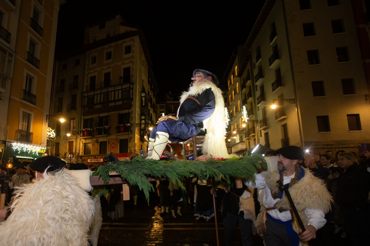 Presentada la cabalgata de Olentzero en Pamplona para esta Nochebuena con homenajes y sin aves por la gripe aviar