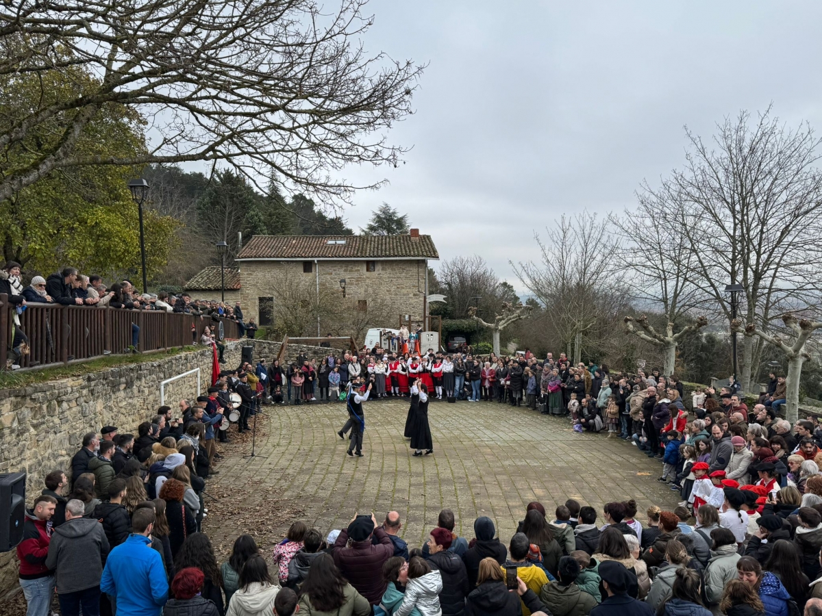 Berriozar celebra este viernes su patrón, San Esteban con el tradicional baile de los mayordomos como actividad central