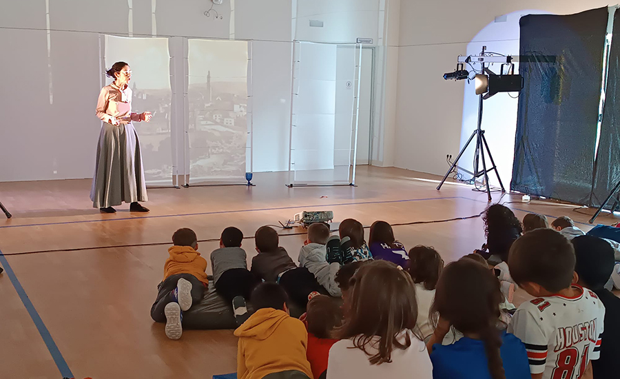 Los colegios de Ablitas y Roncal acogen funciones de la obra de teatro “Yo quiero ser científica” con investigadoras de la UPNA