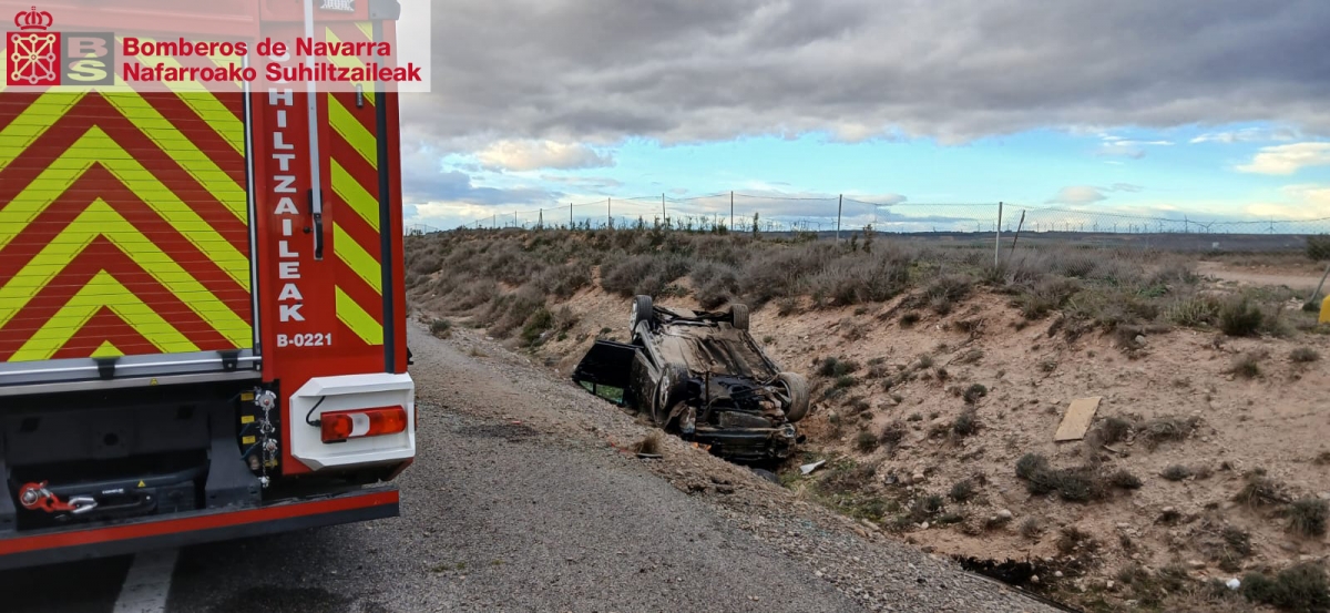 Tres personas trasladadas tras una salida de vía en Murchante