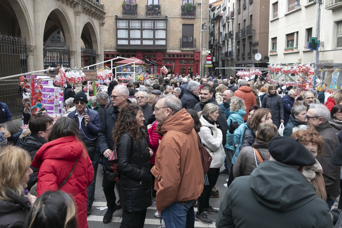 Pamplona celebra este martes la festividad de San Blas con mercadillo en la plaza de San Nicolás