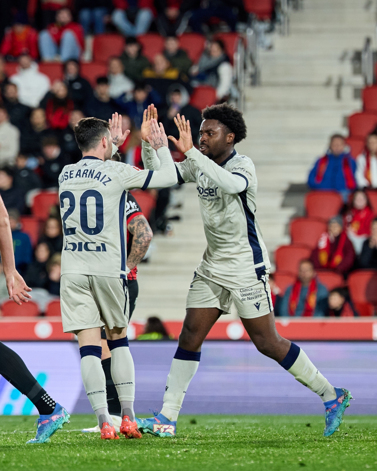 Empate in extremis de Osasuna en un partido trepidante ante el Mallorca de Arrasate 