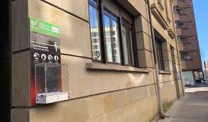 Detenido un joven de 18 años por robar el desfibrilador en la calle Leyre  y usarlo en un intento de robo en Pamplona
