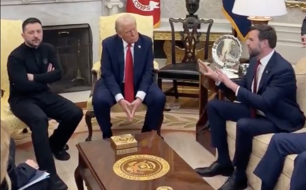 Trump pide un cambio de líder en Ucrania y arremete contra Zelenski por atacar refinerías rusas