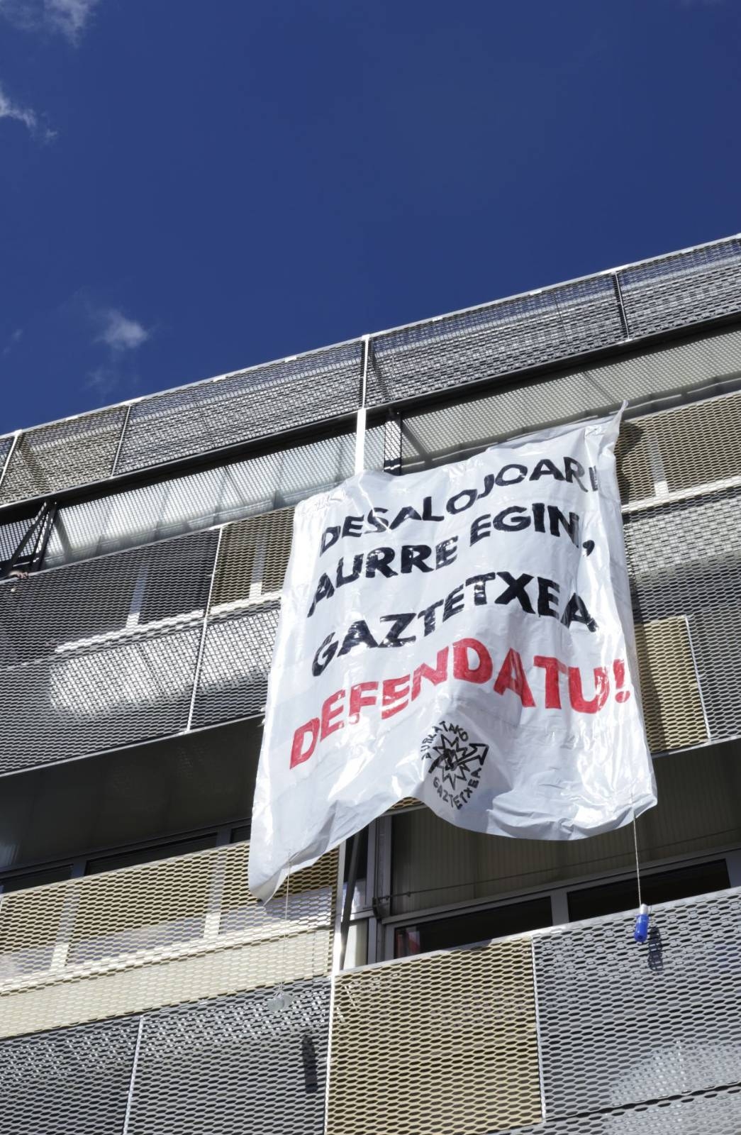 El gaztetxe de Burlada mantiene su lucha ante el riesgo de desalojo