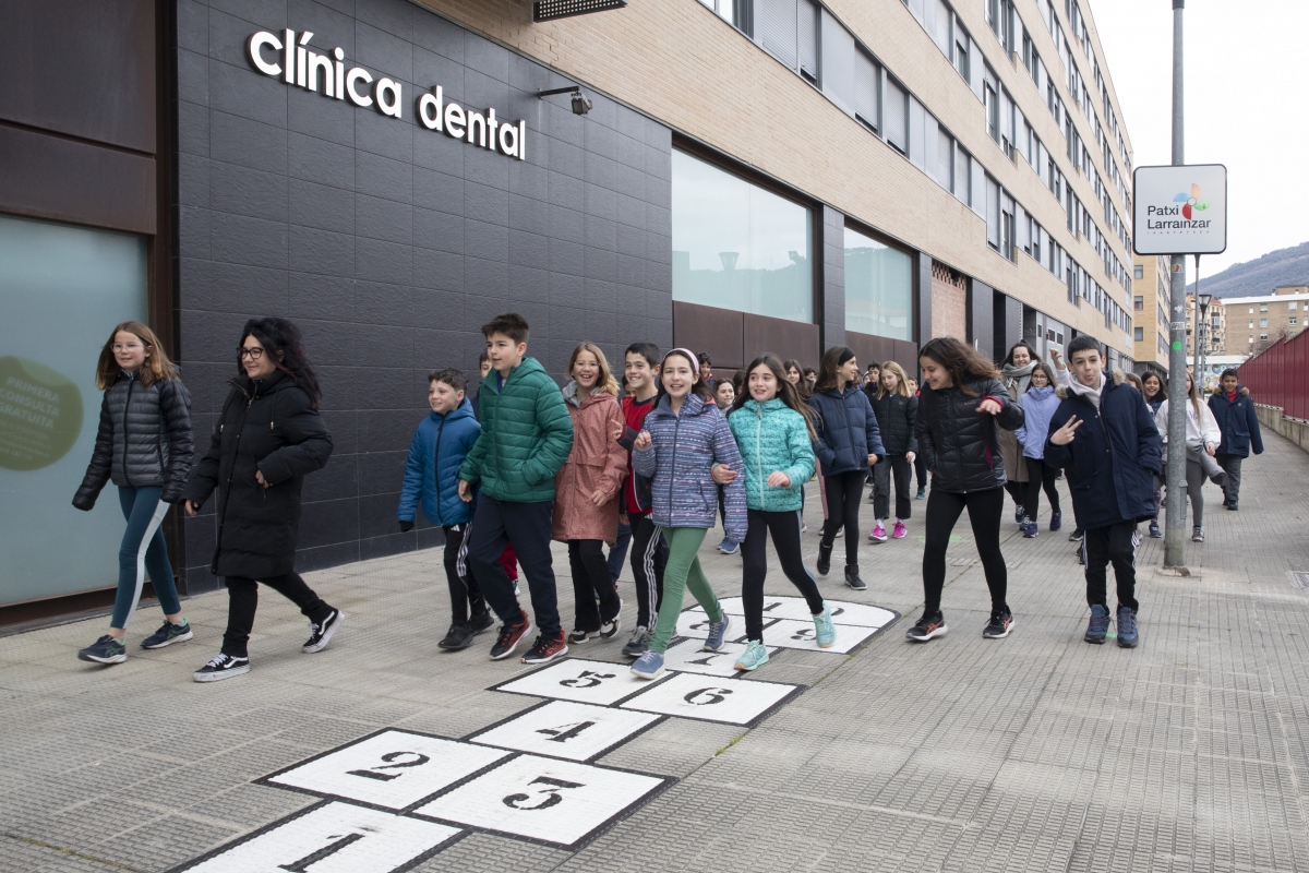 El colegio Patxi Larrainzar estrena más de 3 kilómetros de caminos escolares seguros 