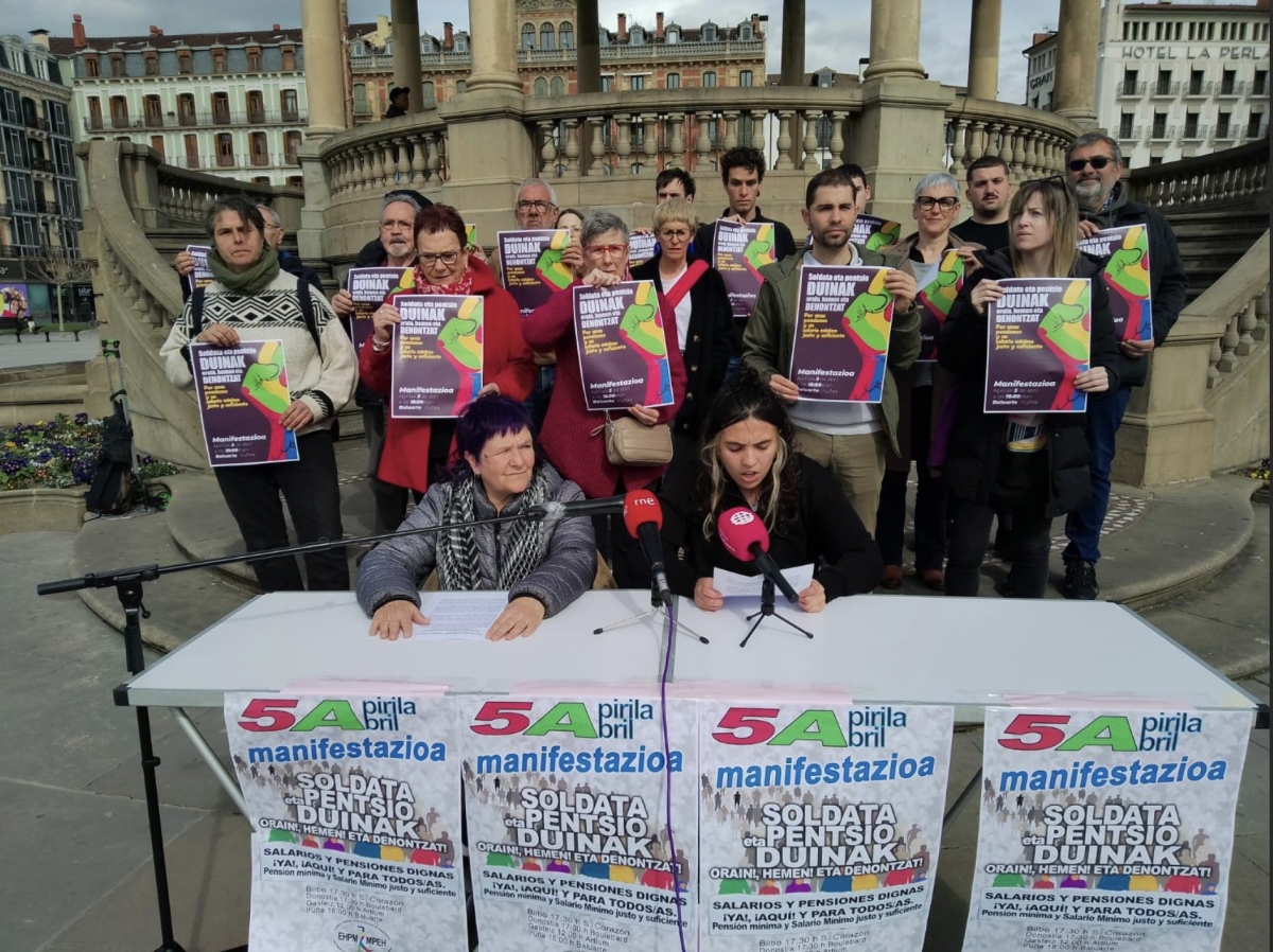 El Movimiento de Pensionistas de Iruña convoca una manifestación ruidosa este lunes para exigir pensiones dignas