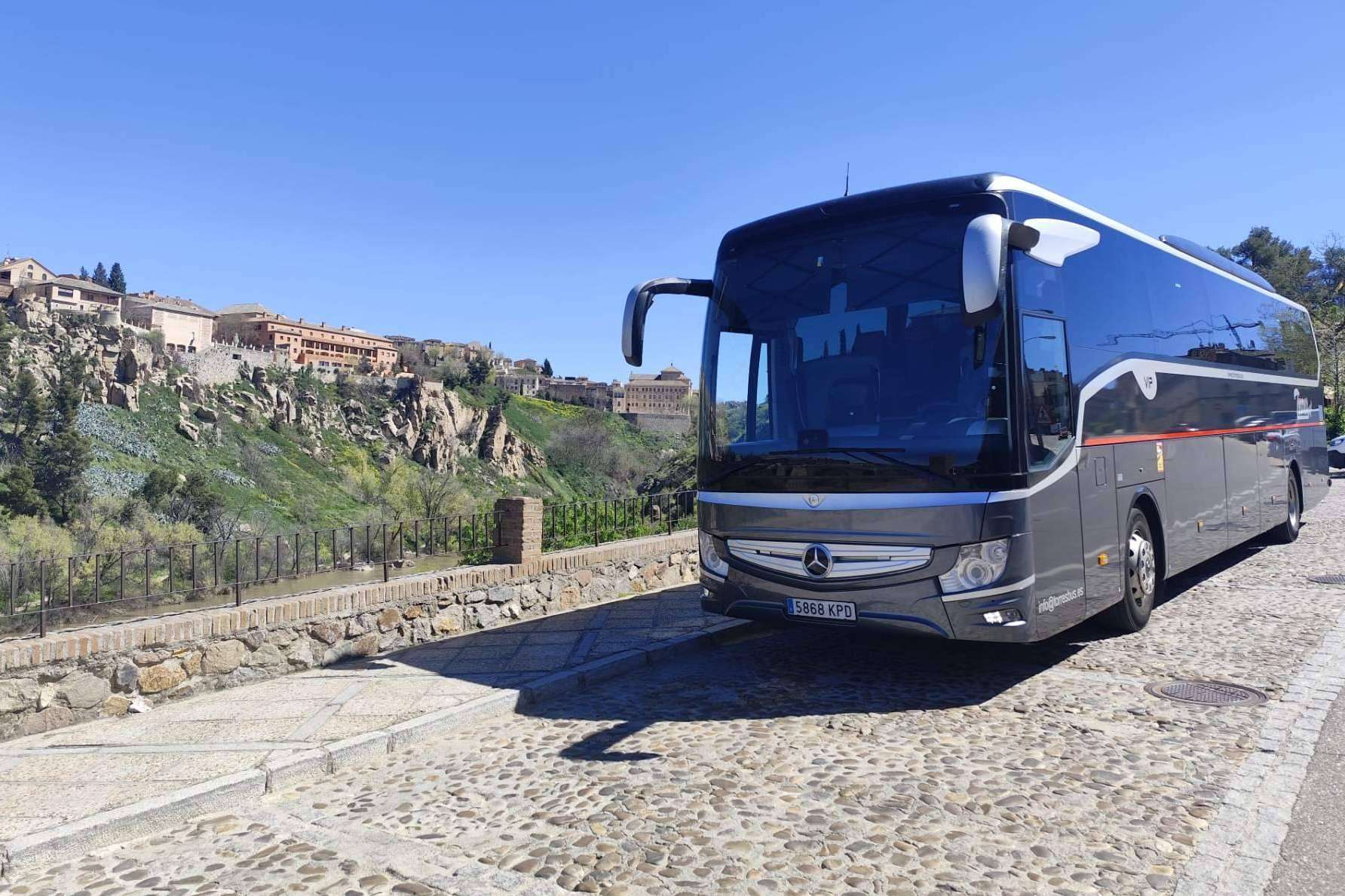 Torres Bus ofrece soluciones integrales de alquiler de autobuses en Madrid para todo tipo de desplazamientos