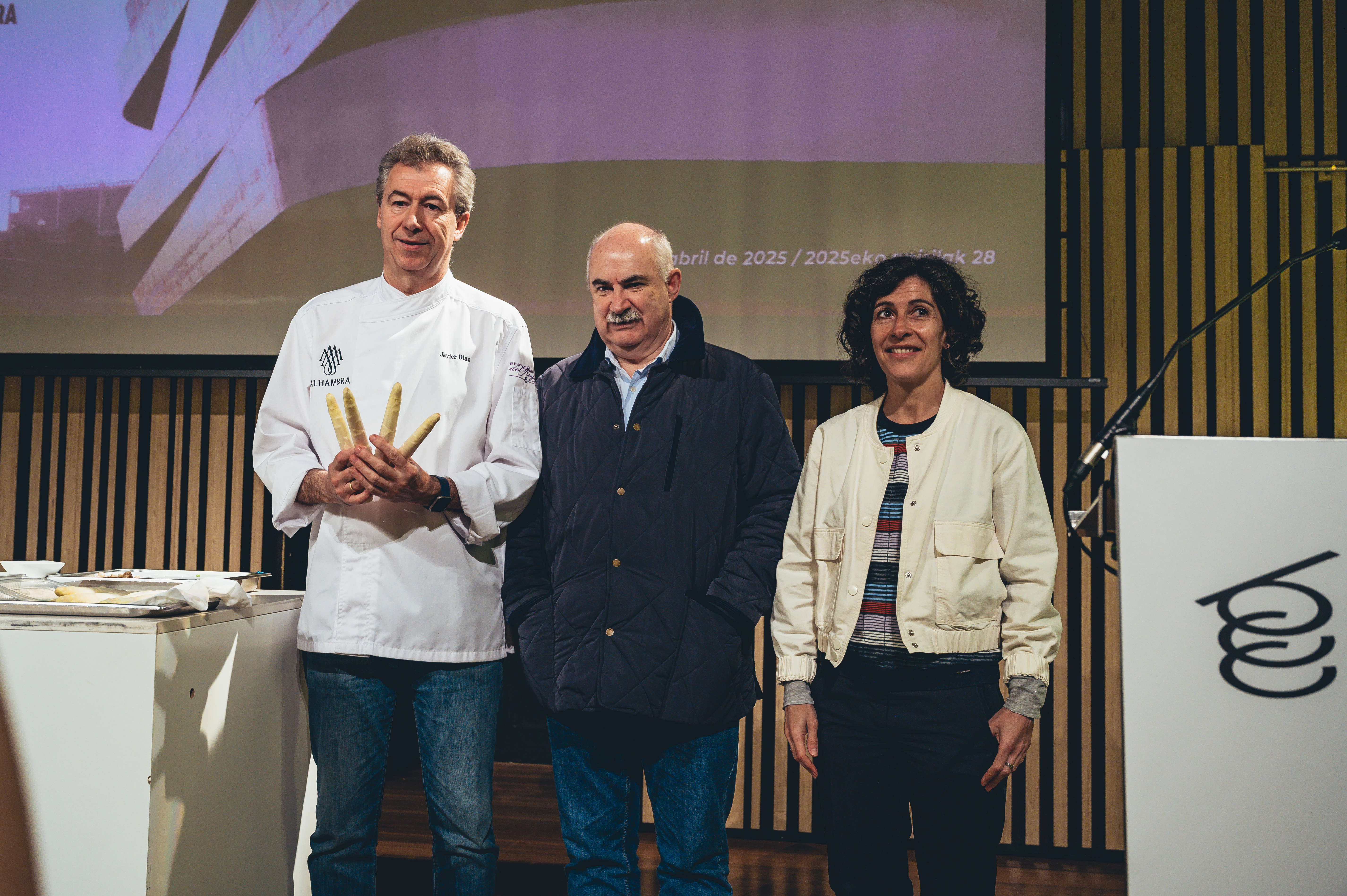 El consejero Aierdi promueve el uso del espárrago navarro certificado en la alta cocina internacional en una jornada con alumnado en el Basque Culinary Center
