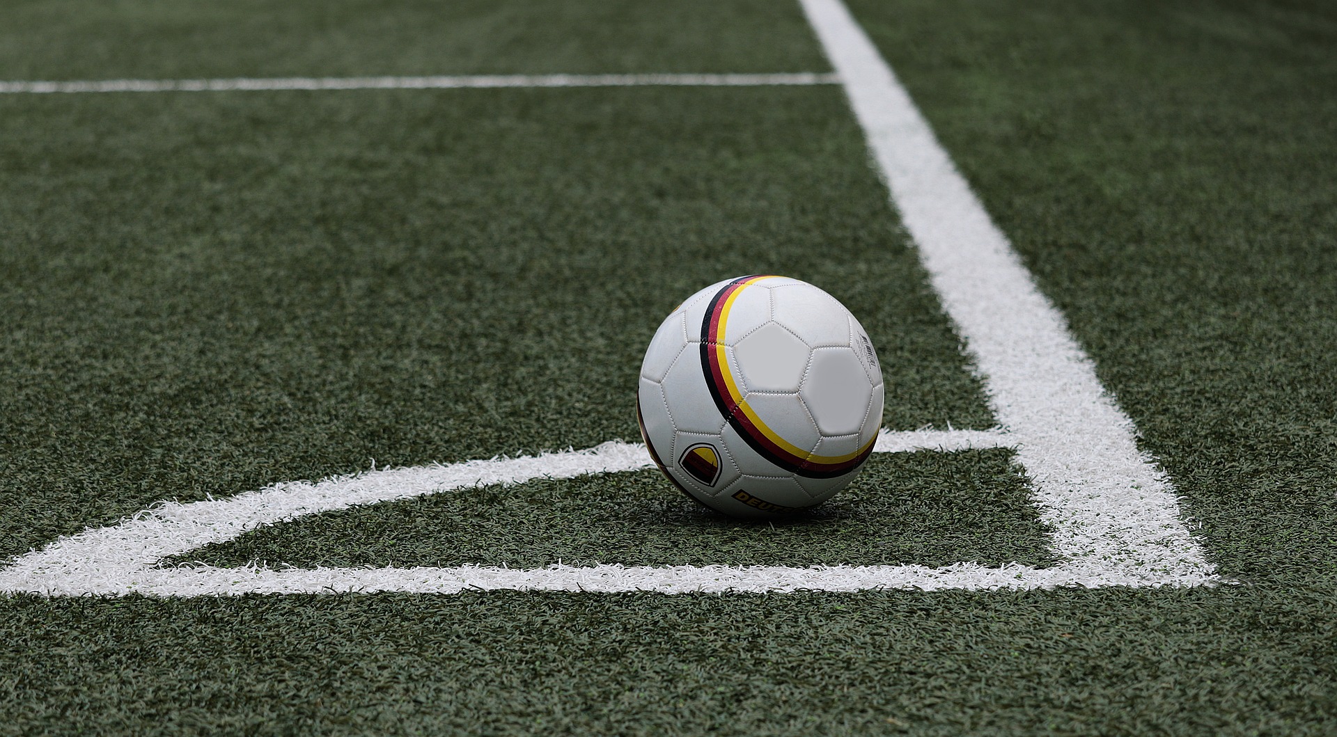 Detenido un hombre por estafar a jóvenes futbolistas sudamericanos con falsas promesas en la élite española