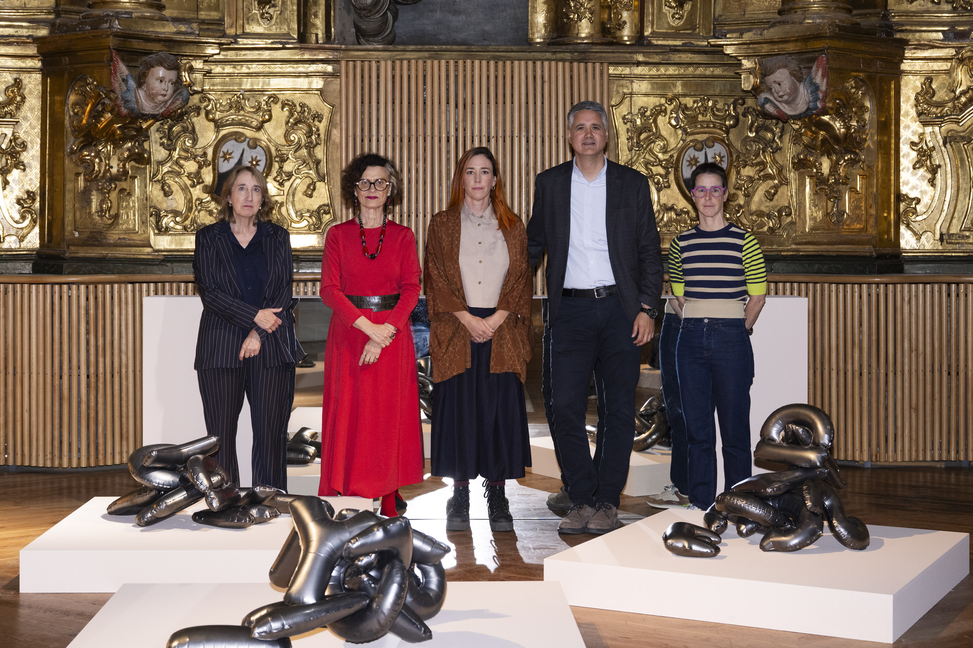 El Museo de Navarra inaugura una exposición de la escultora Maite Leyún en la que las formas componen una sintaxis