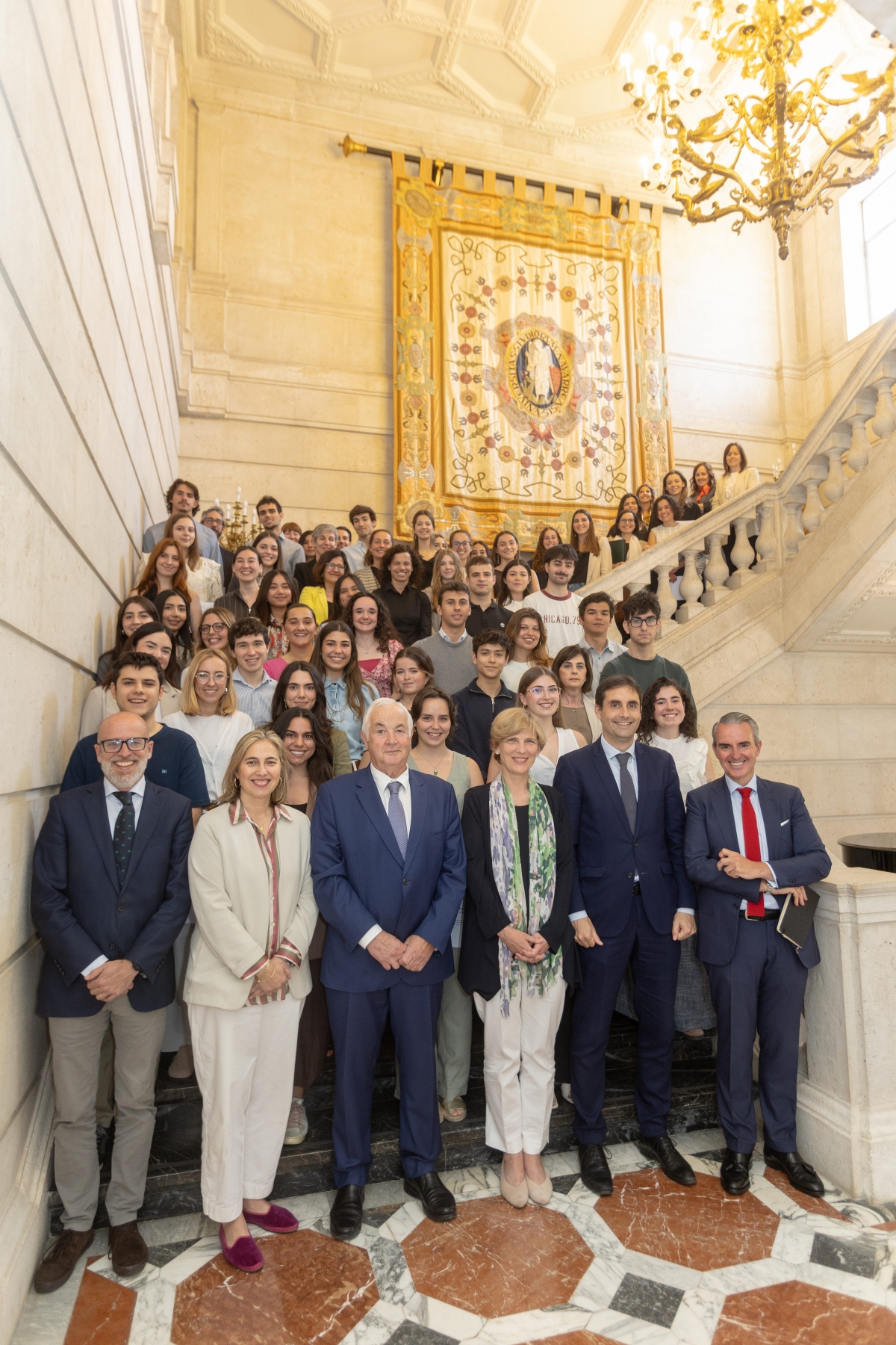 55 estudiantes reciben las becas Global de Caja Rural de Navarra y FEUN para realizar prácticas internacionales