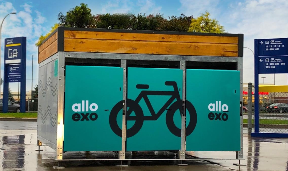 Más ciudades instalan aparcamientos seguros para bicicletas y patinetes personales