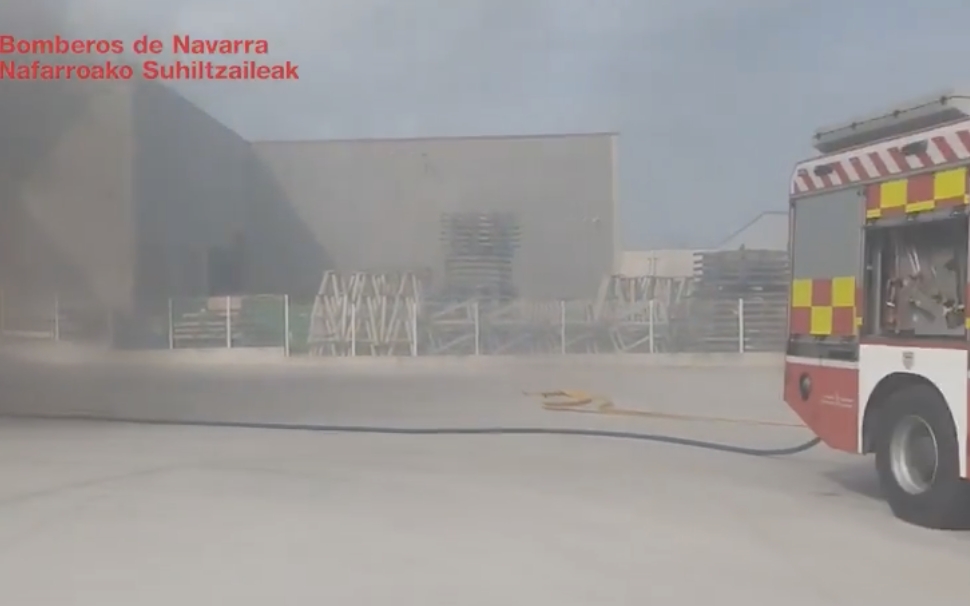 Incendio industrial sin heridos en el polígono Arazuri-Orkoien