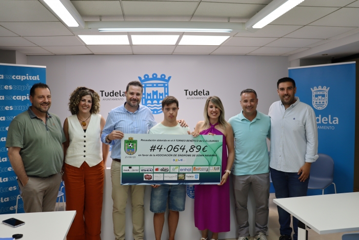 El Club Deportivo Lourdes dona 4.064,89 euros a la Asociación Síndrome de Down