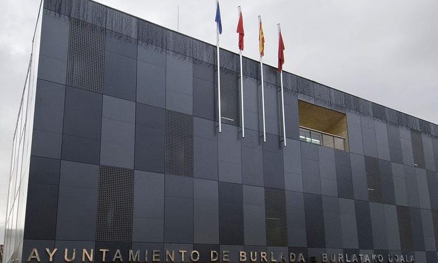 Burlada ofrece dos parcelas municipales para impulsar vivienda cooperativa en cesión de uso