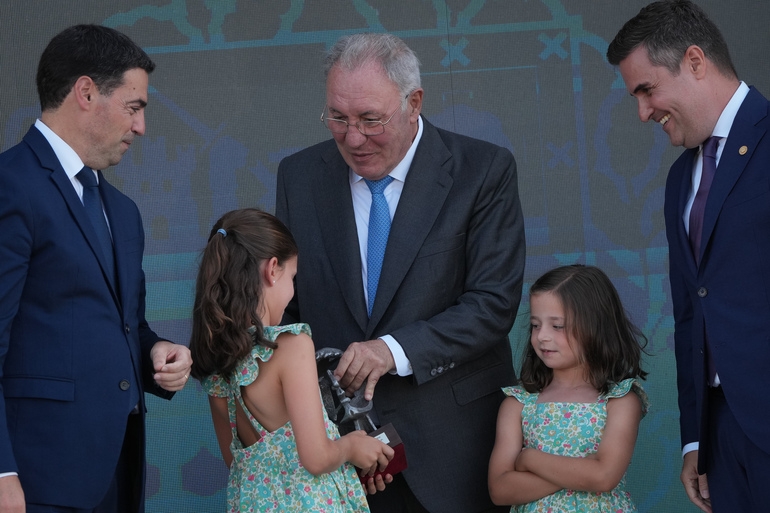 El Lehendakari entrega el premio Joxe Mari Korta 2025 a José Antonio Jainaga en Donostia  