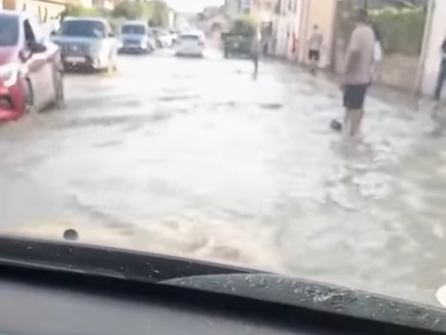 Una tromba de agua inunda Campanas y suspende varios trenes entre Biurrum y Carrascal