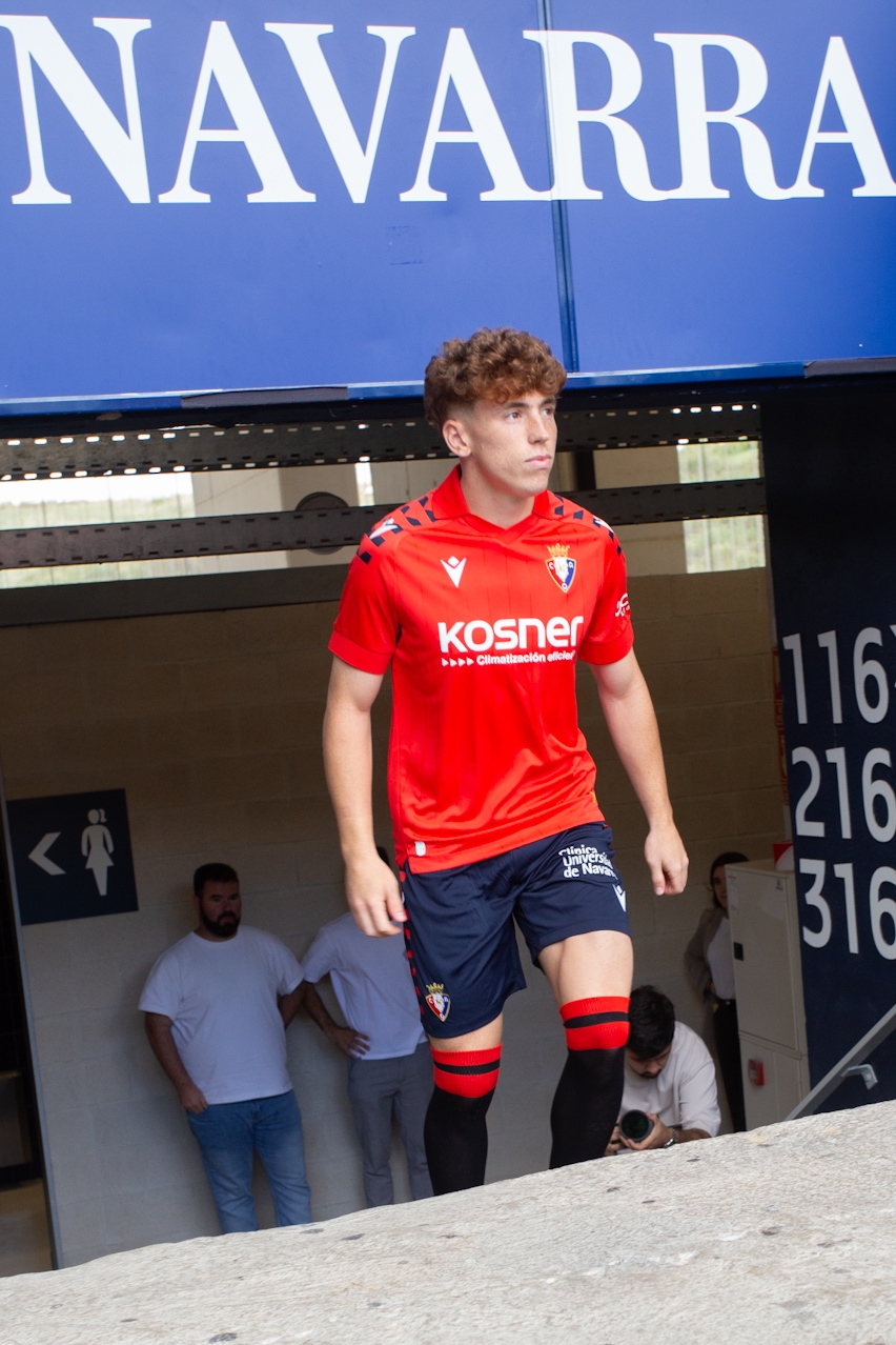 El Newcastle envía una oferta oficial por Víctor Muñoz y el traspaso podría superar los 30 millones de euros