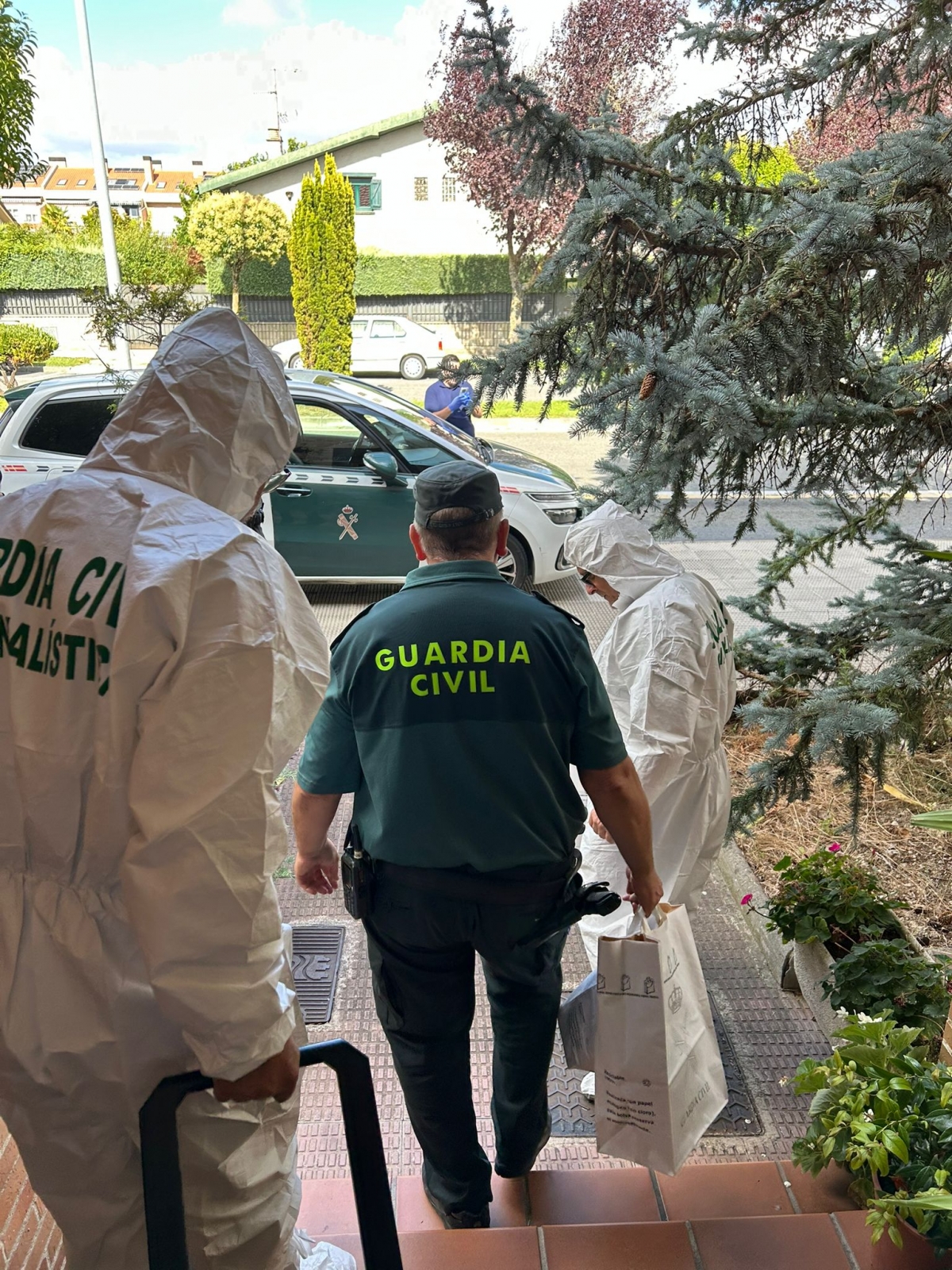 En libertad bajo fianza de 6.000 euros el octogenario investigado por el asesinato de su mujer en Zizur Mayor